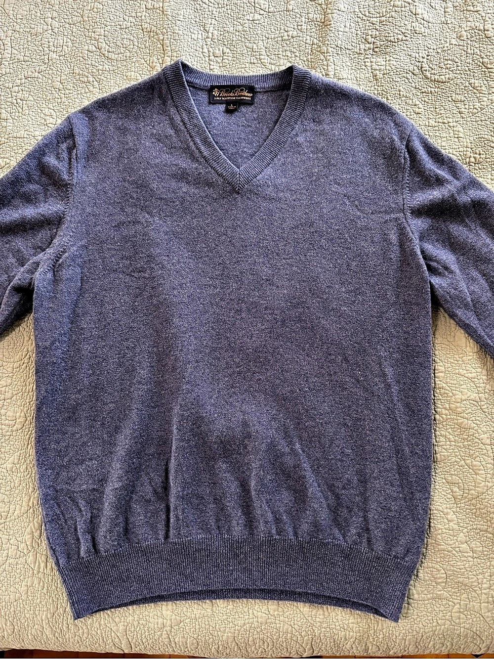 Brooks Brothers 2-Ply Scottish Cashmere V-Neck Cashmere Sweater in Blue - Picture 1 of 5